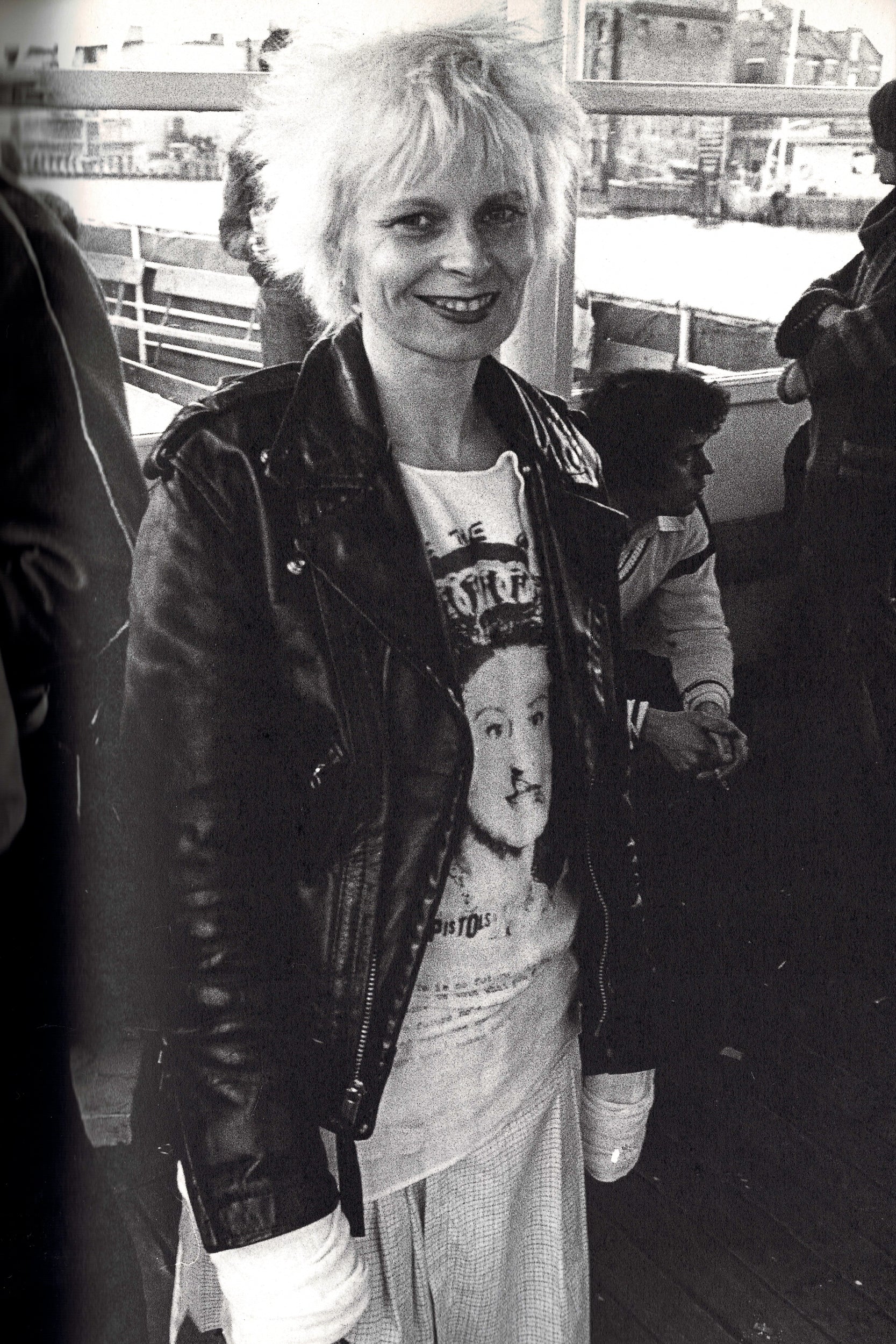 Destroy: Sex Pistols 1977