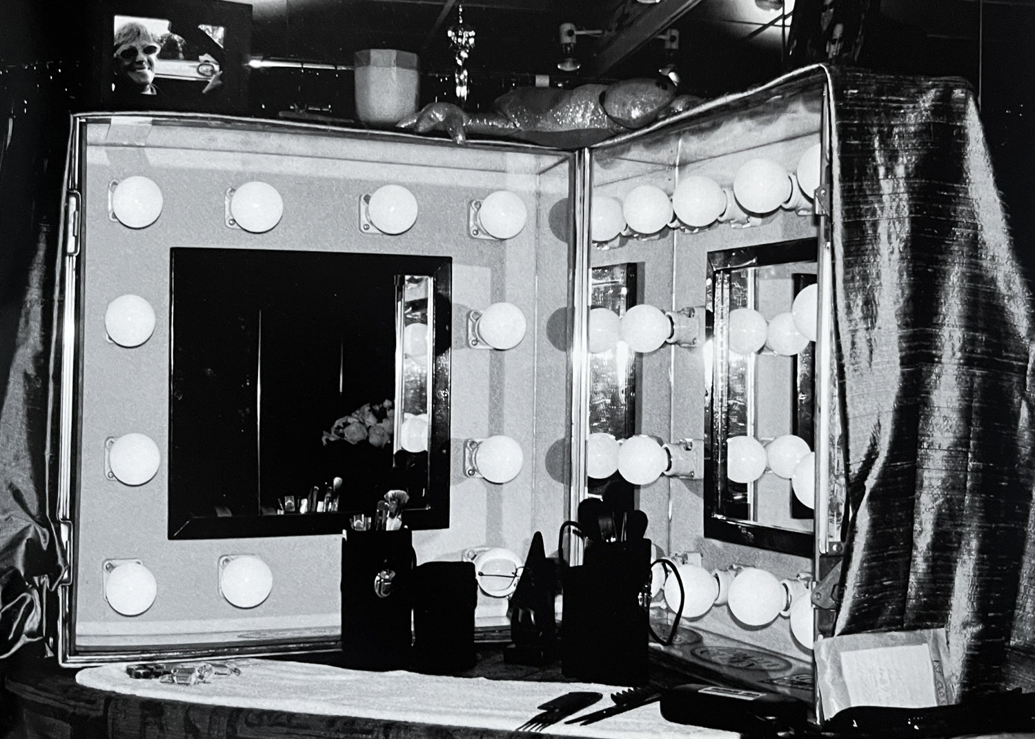 Stage – In Form Library