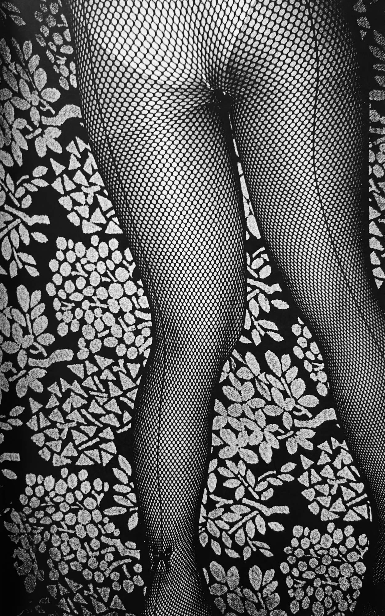 Tights in Shimotakaido (Signed)