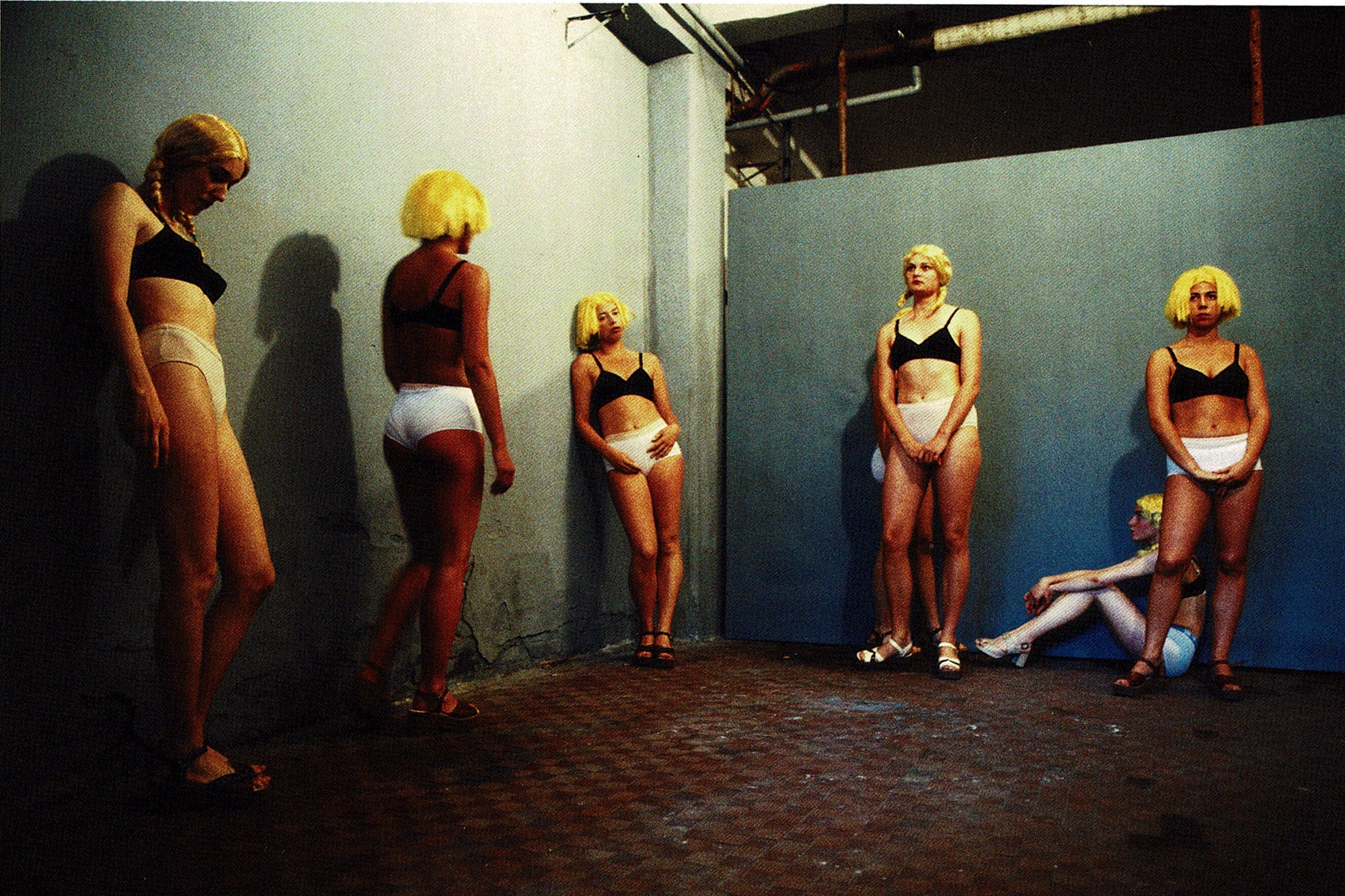 VB 08-36: Vanessa Beecroft Performances