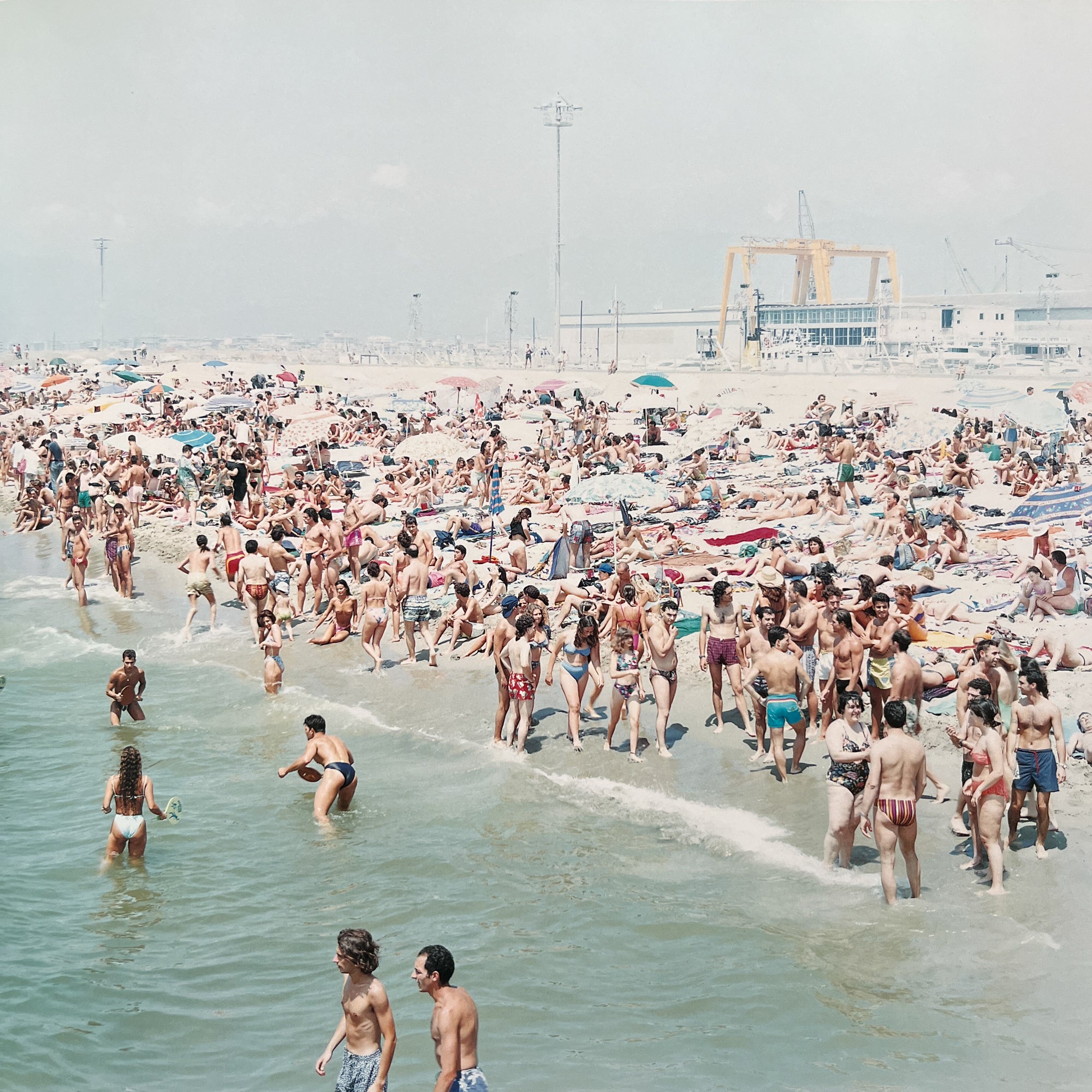 Beach & Disco - Massimo Vitali – In Form Library