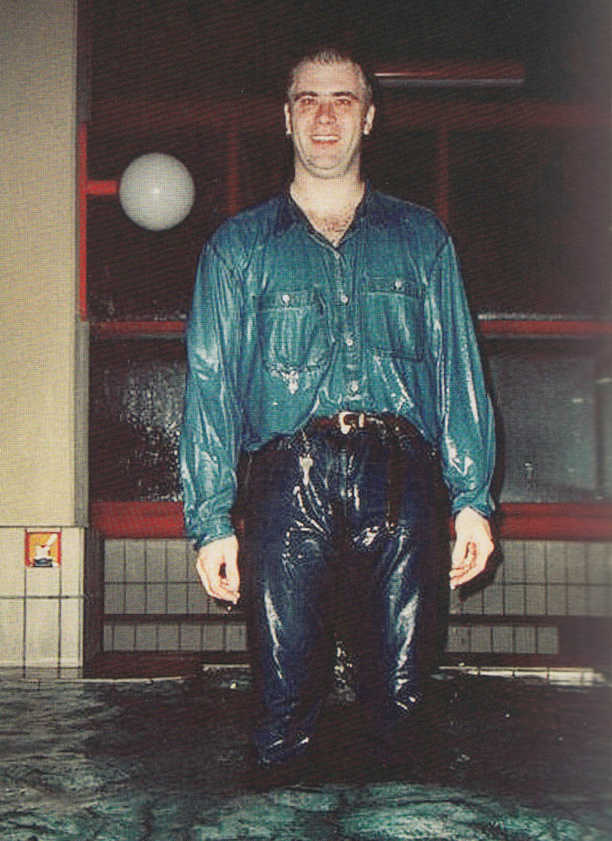 Bis Morgen im Nassen – In Form Library